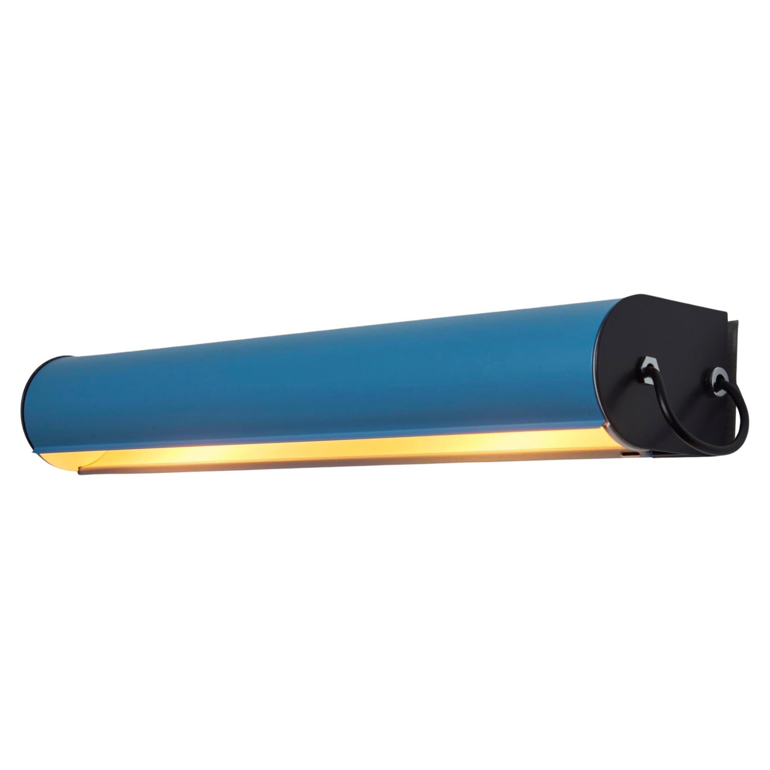 Lampe murale « Applique Cylindrique Longue » de Charlotte Perriand en bleu clair