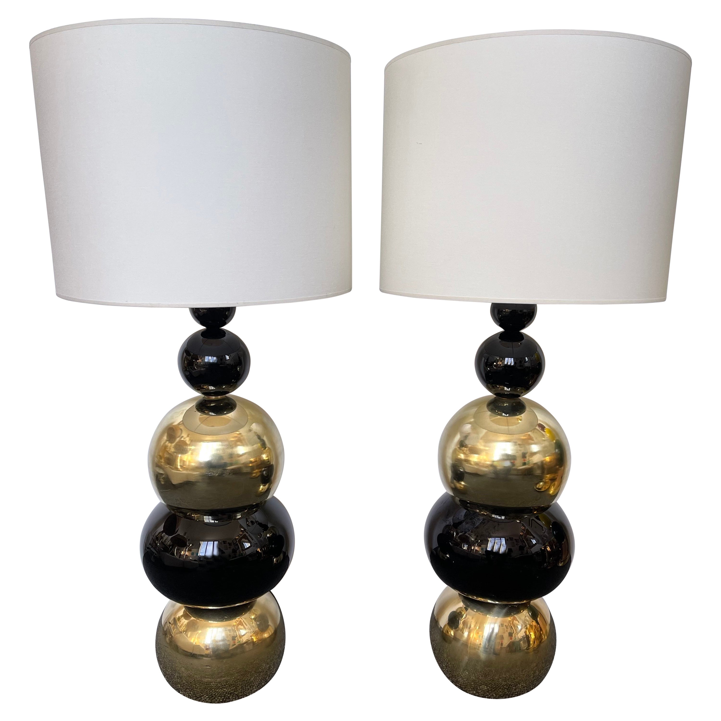 Contemporary Pair of Brass Murano Glass Atomo Lamps, Italy For Sale