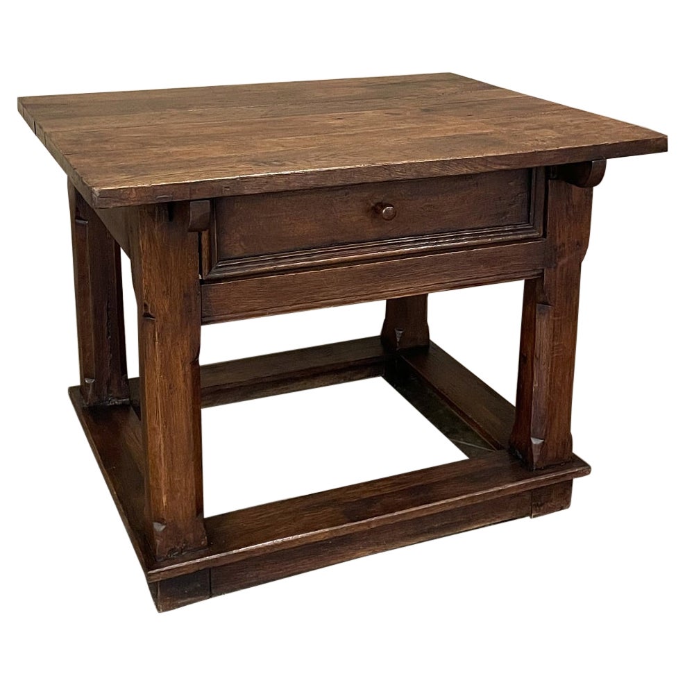 Early 19th Century Rustic Dutch Oak Side Table For Sale
