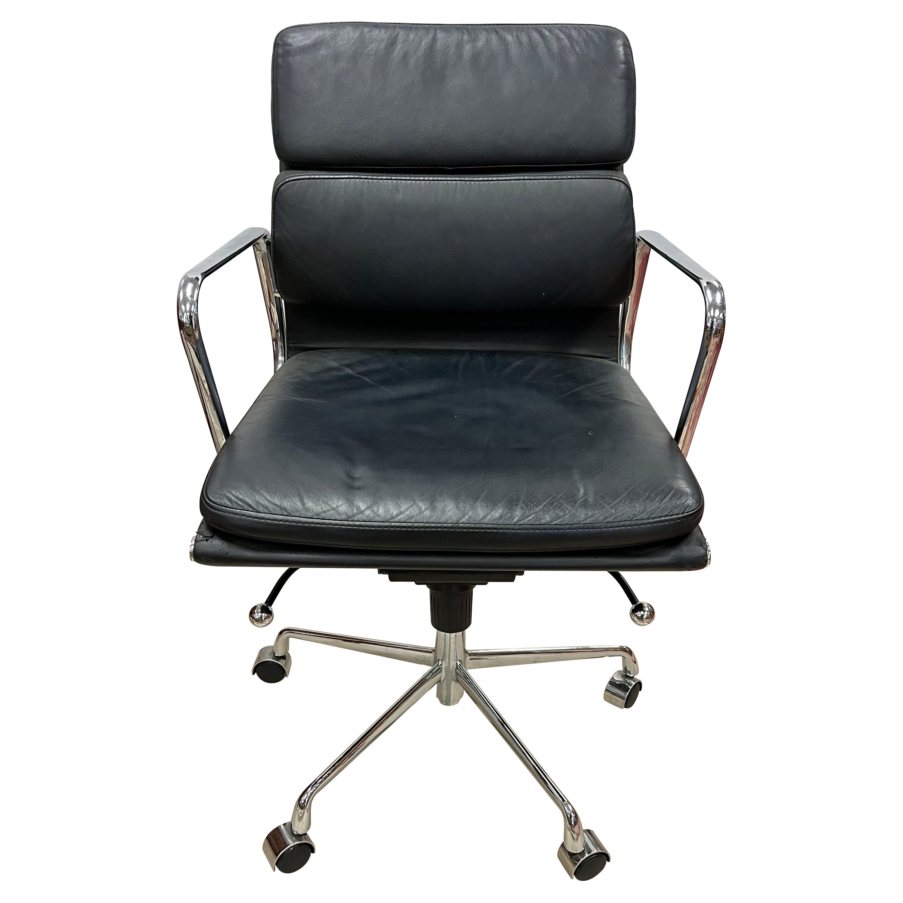 Original Herman Miller Black Leather Soft Pad Executive Office Chair Eames