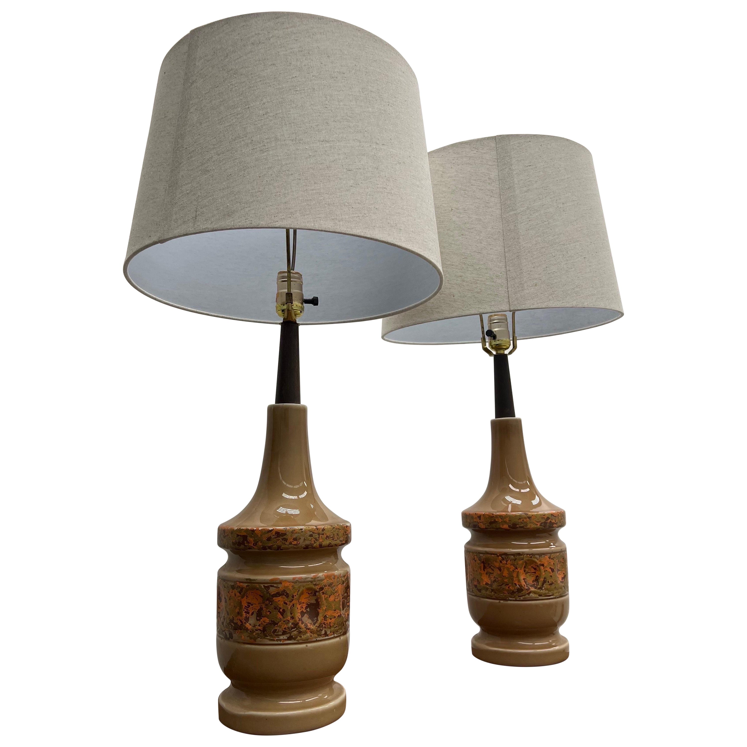 Vintage Mid-Century Modern Lamps Set of 2 For Sale