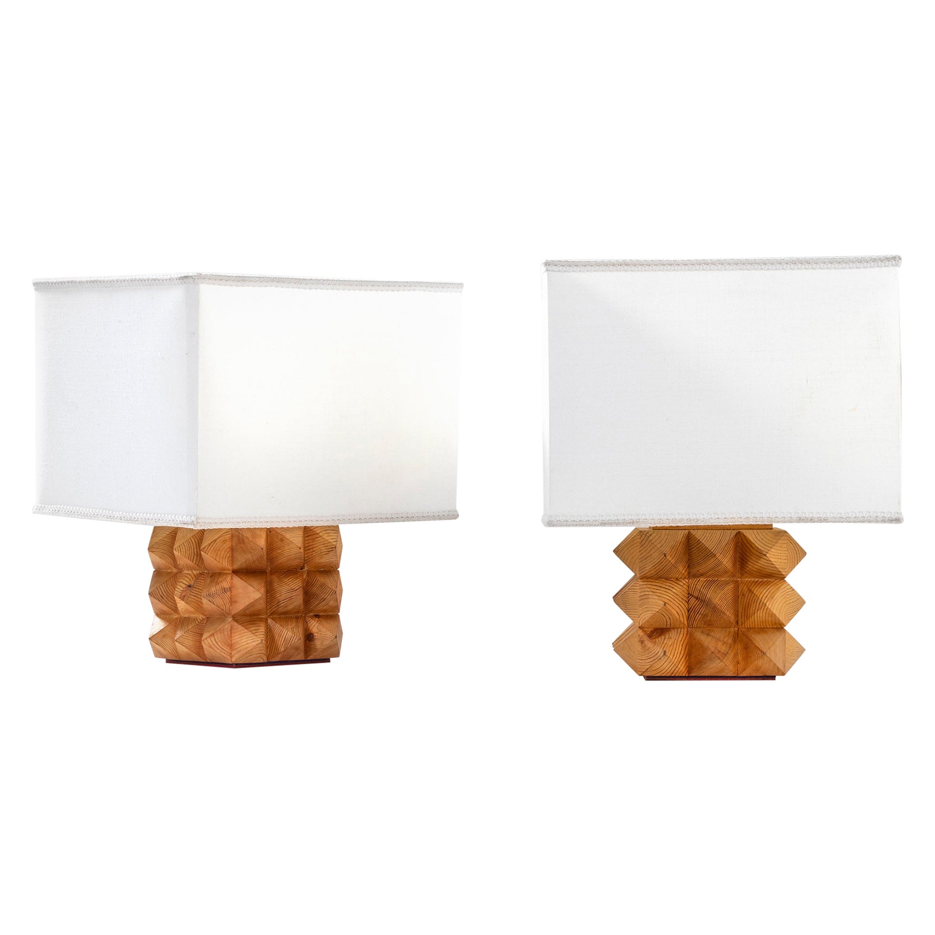 20th Century Mario Ceroli Pair of Table Lamps Mod. Diamante in Wood and Fabric For Sale