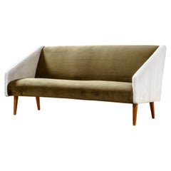 20th Century, Gio Ponti Sofa 'Attributed' in Wood and Upholstery in Fabric, '50s