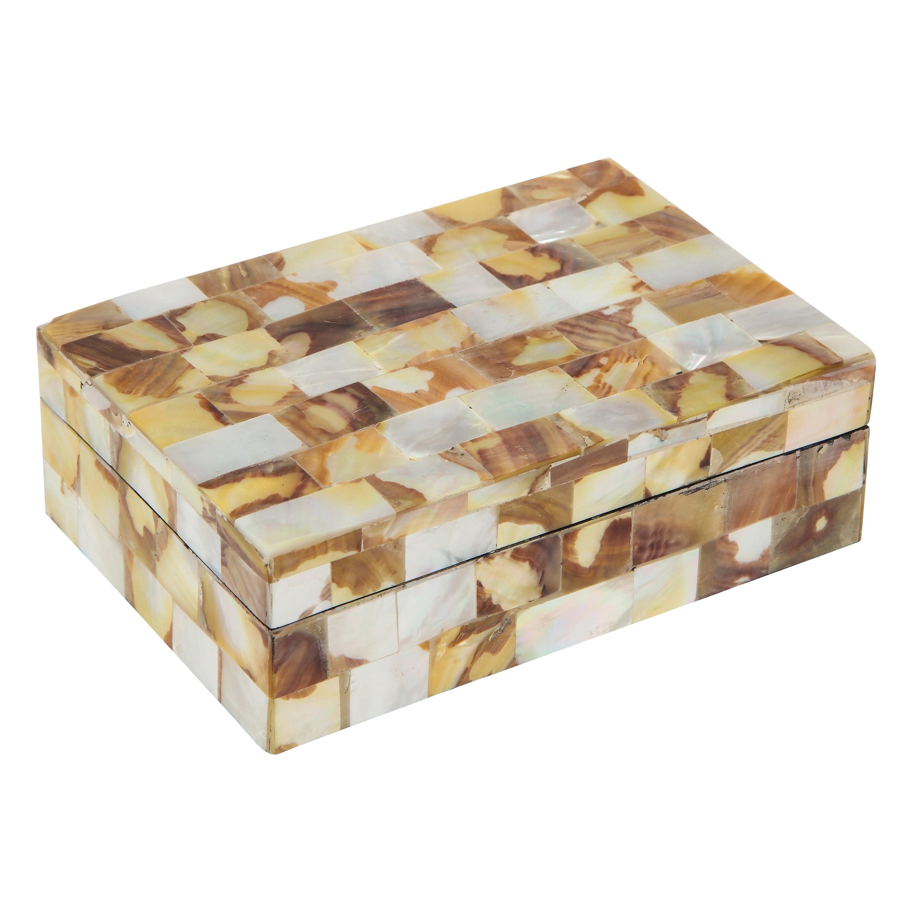 Superb mother-of-pearl box 