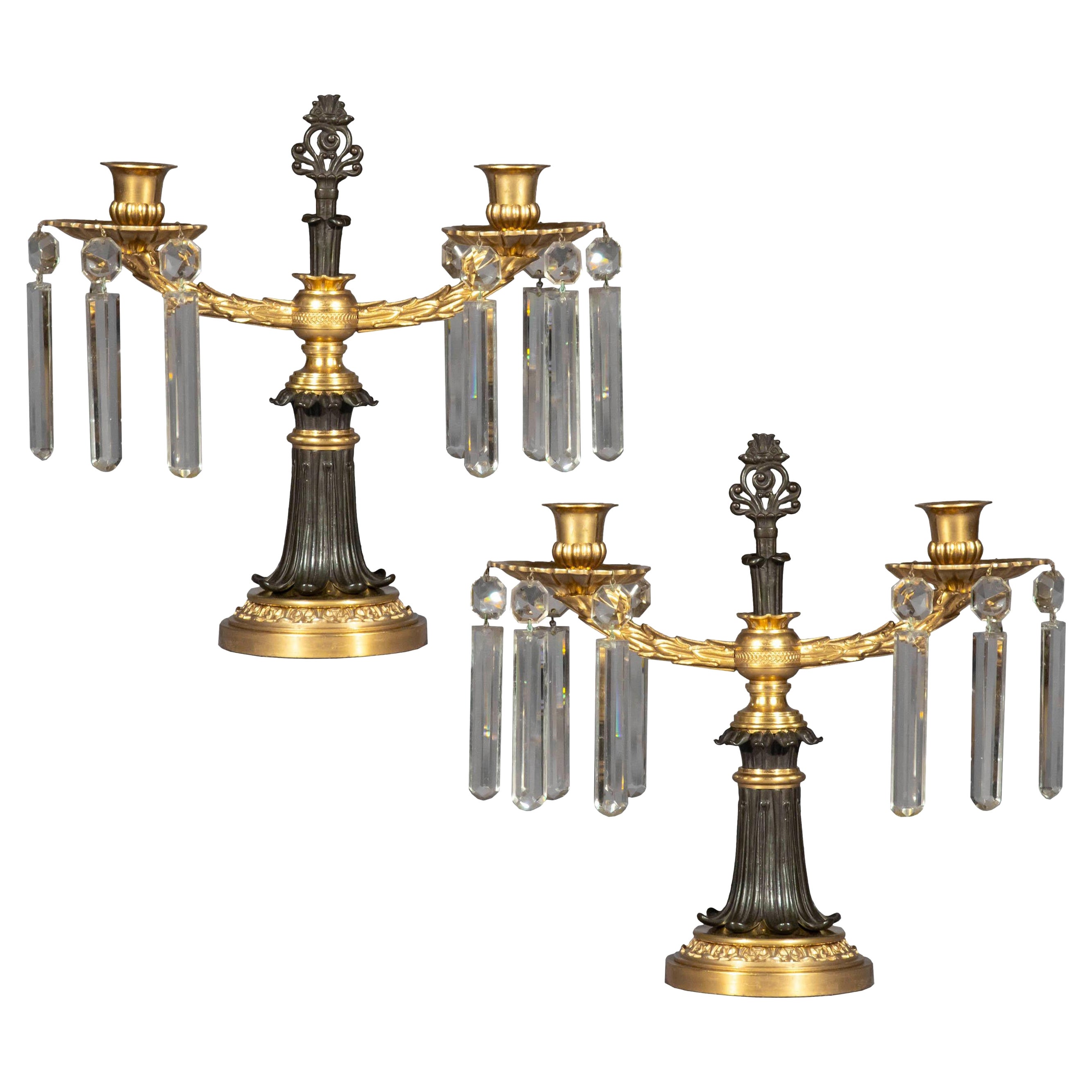 Chandelier en bronze patiné et bronze doré du 19e siècle