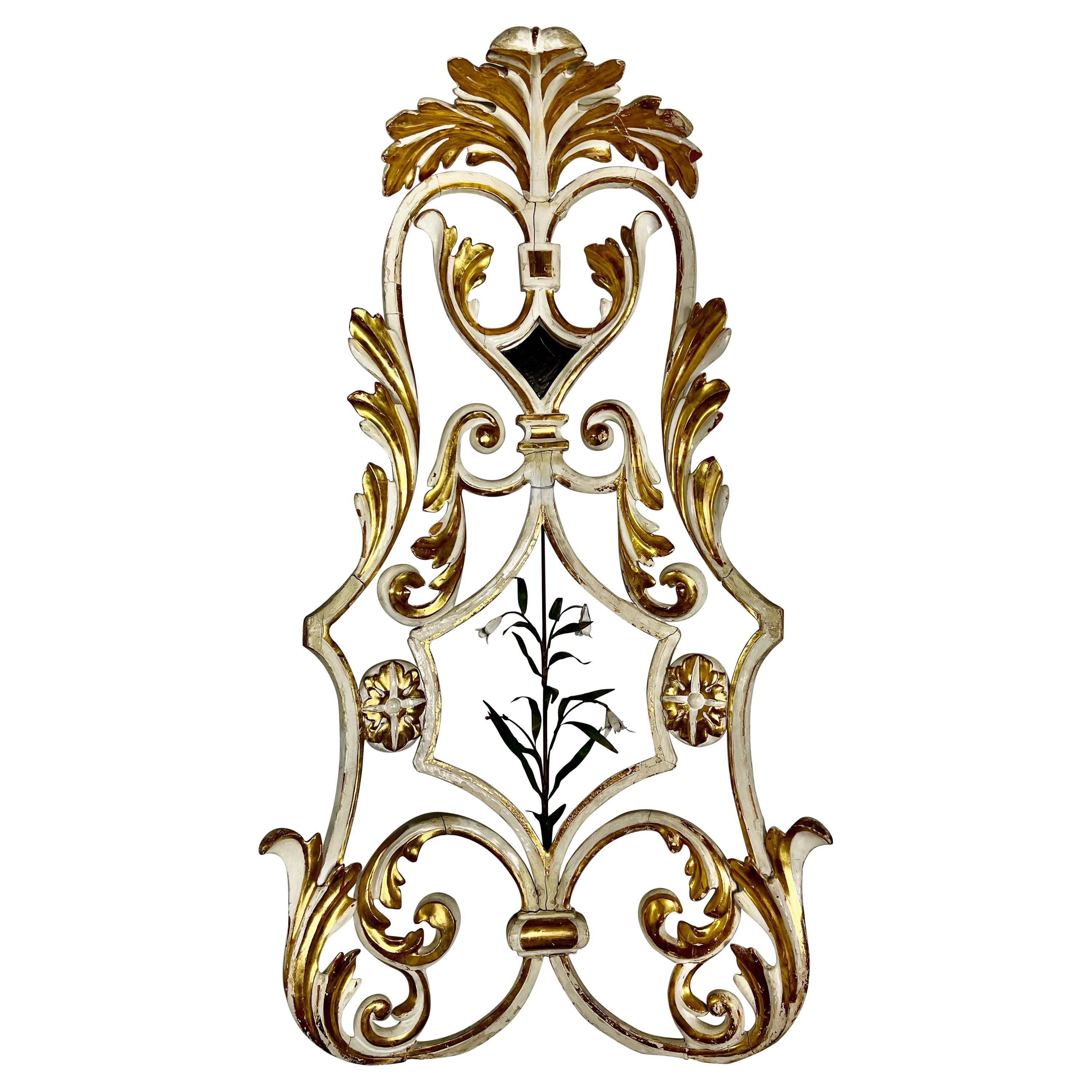 19. Jahrhundert Italienisches bemaltes und vergoldetes architektonisches Stück aus dem 19. Jahrhundert im Angebot