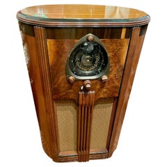 Used Zenith 9S263 Sutter Dial Oval Shaped Console Radio with Bluetooth