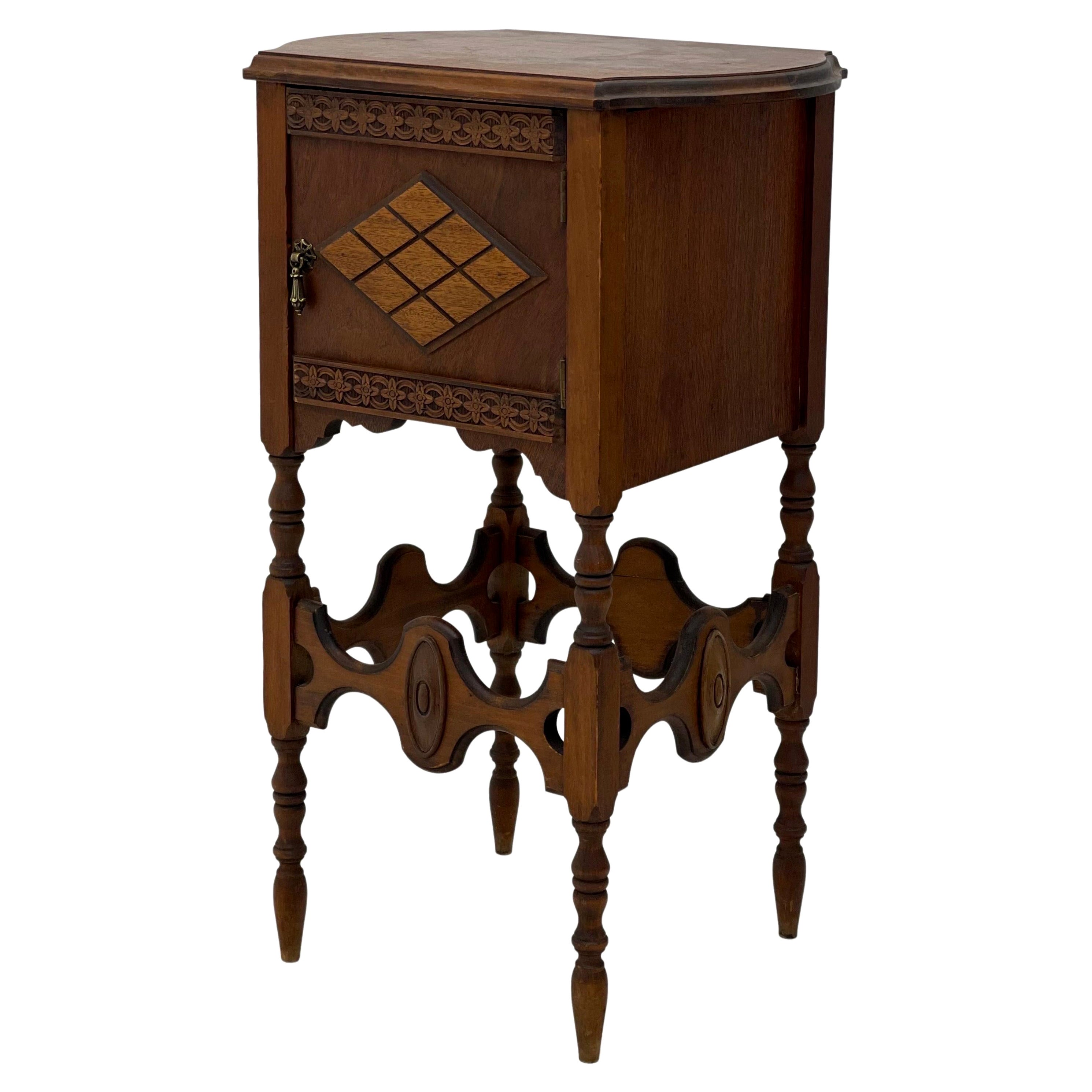 Vintage Humidor Stand Side Table with Hand Turned Details For Sale at