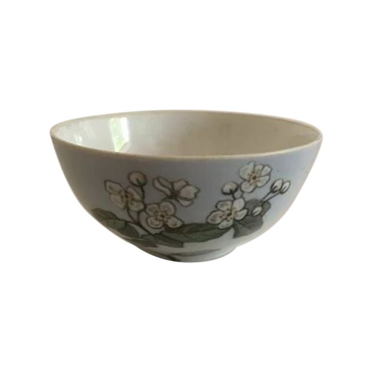 Royal Copenhagen Art Nouveau Tea Cup without Handle No 808/9067 For Sale