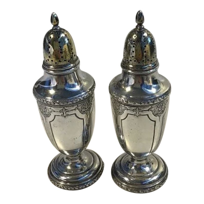 Porter Blanchard Sterling Silver Salt and Pepper Shakers For Sale at