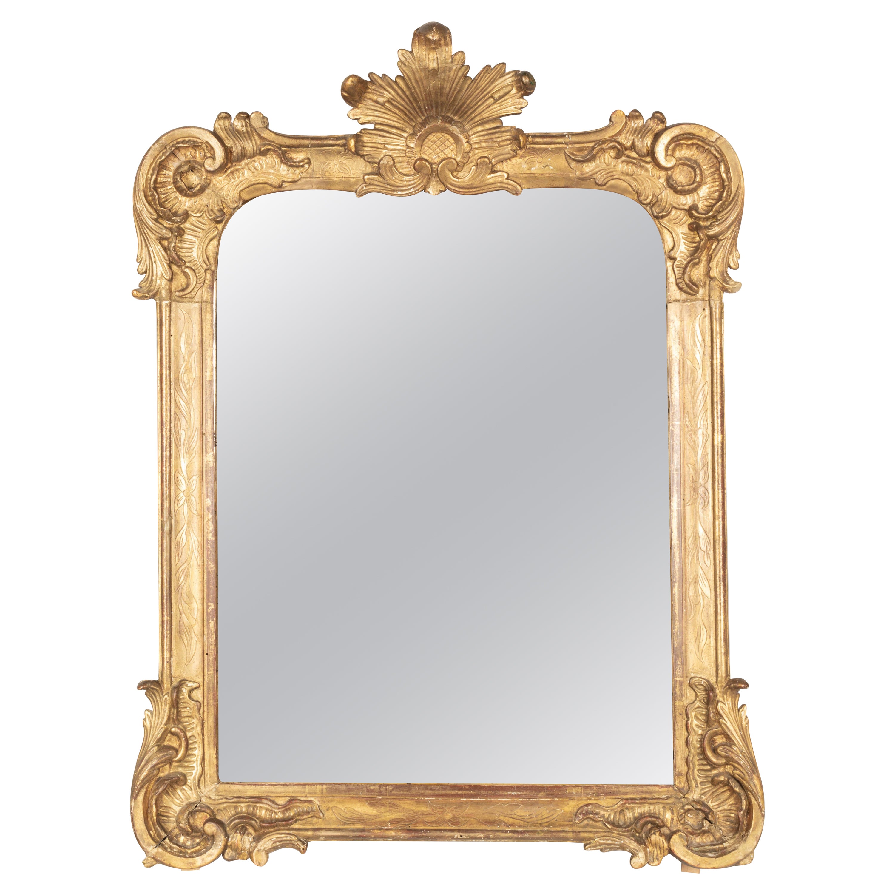 18th Century French Régence Carved Giltwood Mirror For Sale