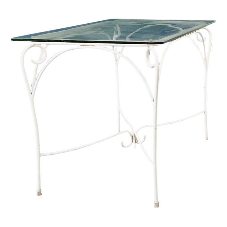 Italian Mid-Century Garden Table in White Wrought Iron and Glass, 1960s For Sale