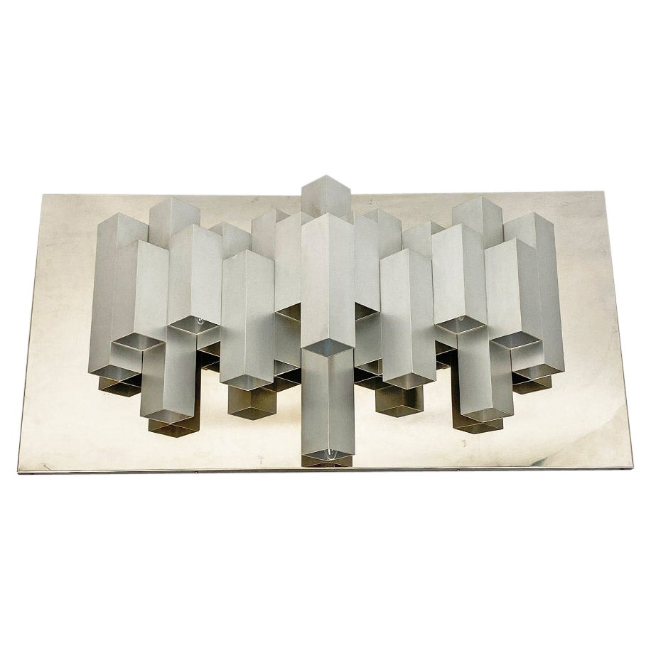 Italienische dekorative Wandleuchte aus verchromtem Steel Age, 1970er Jahre im Angebot