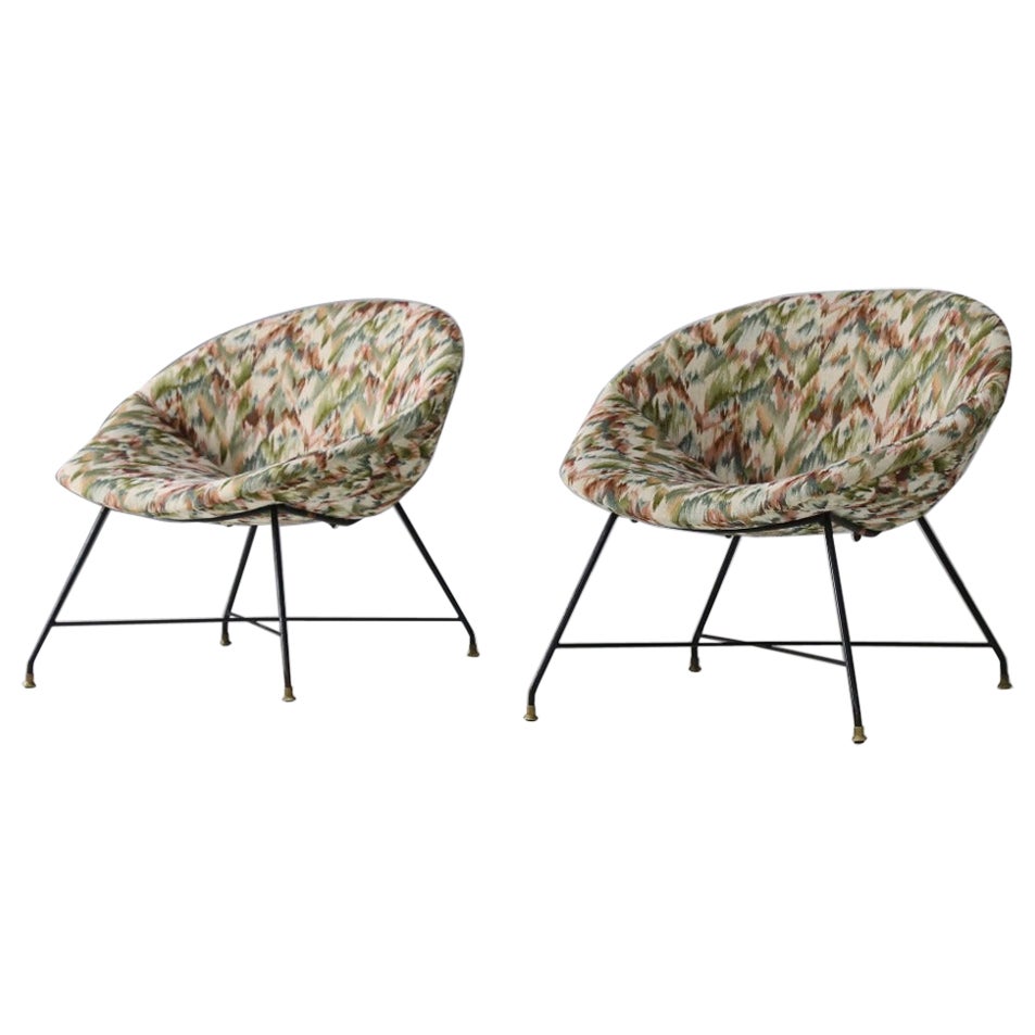 Pair of Augusto Bozzi ‘Minoletta’ Lounge Chairs for Saporiti