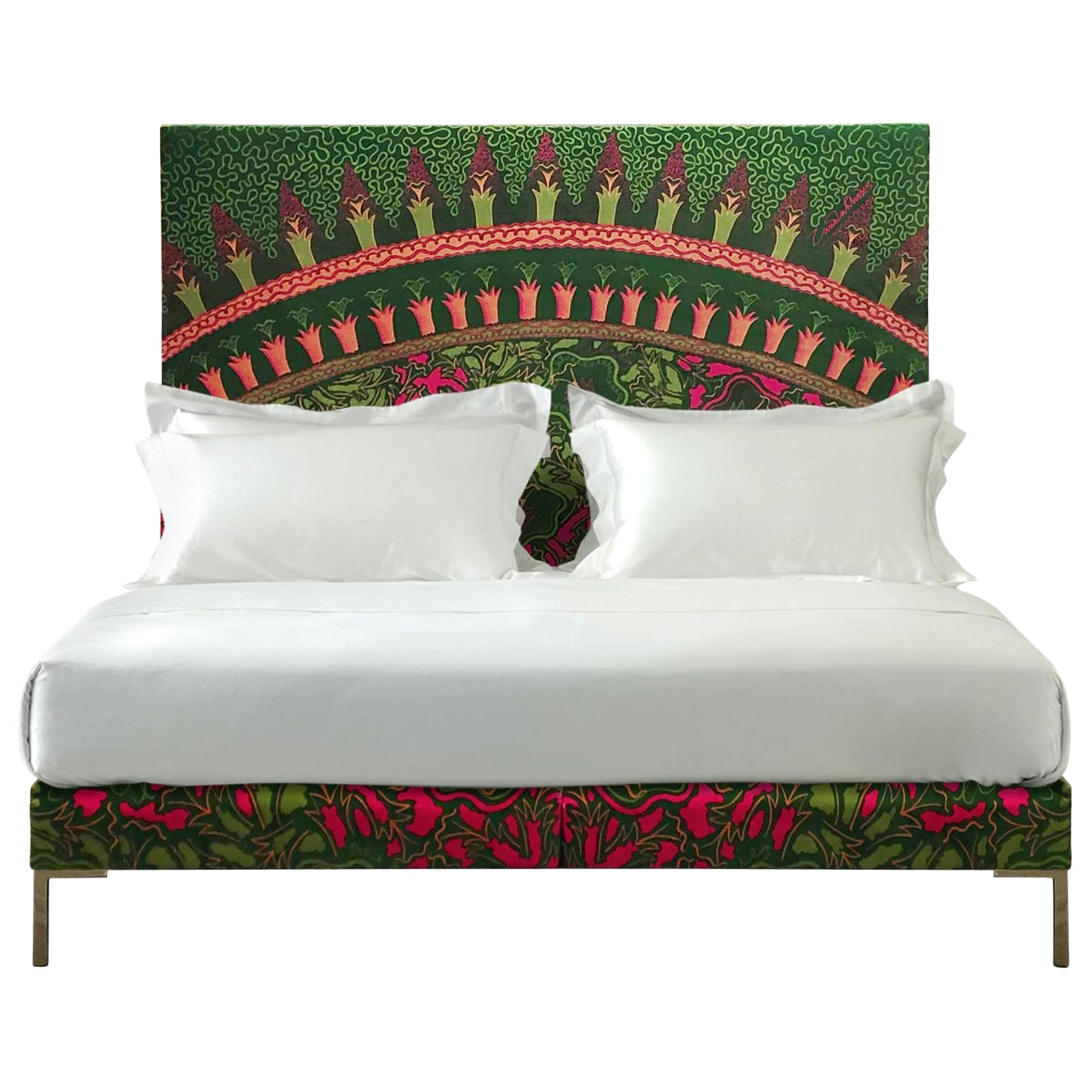 Handcrafted Savoir Lilies headboard and Nº4 Bed Set, King Size, by Zandra Rhodes For Sale