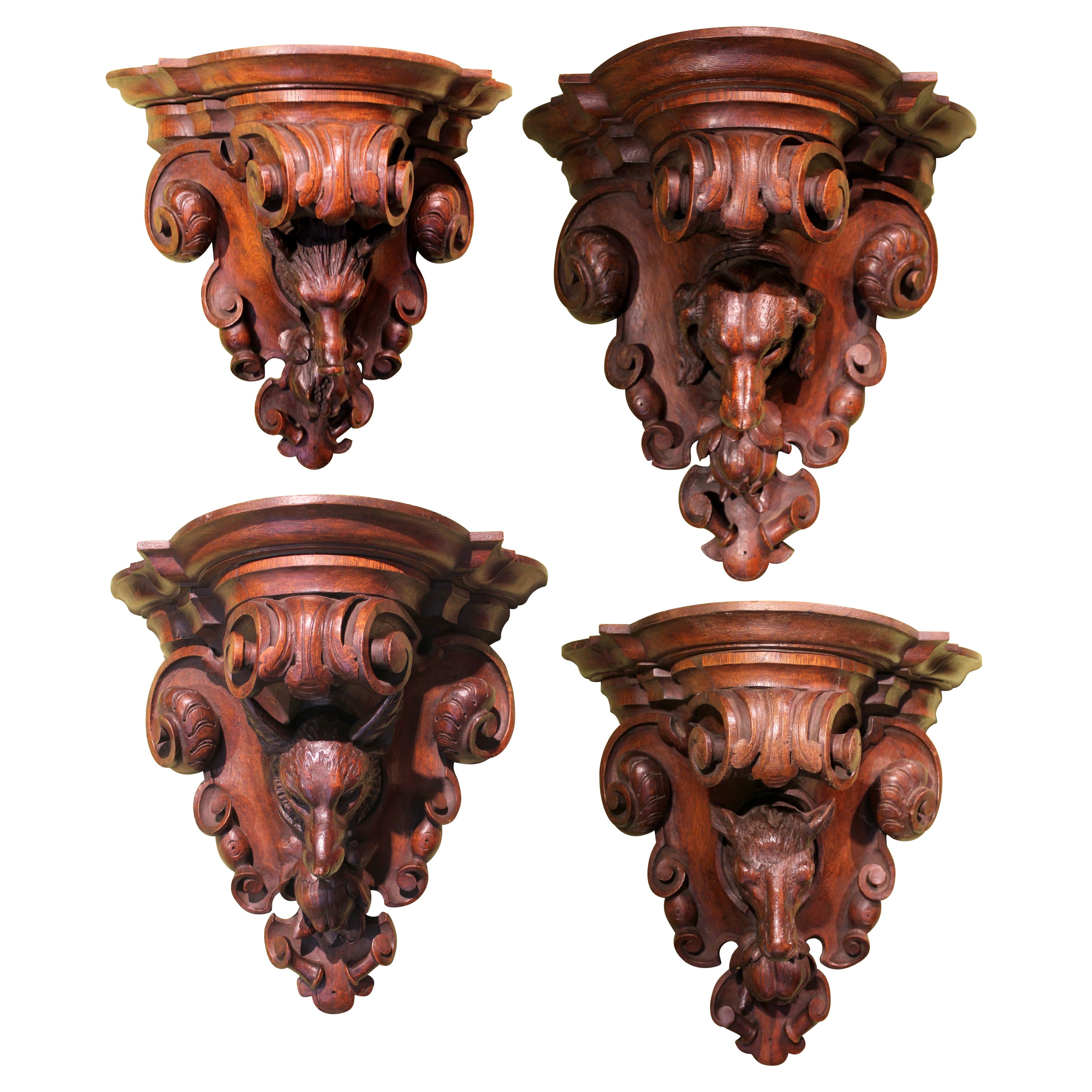 Black Forest 19th Century Set of Four Oak Wall Brackets Carved as Hunting Animal