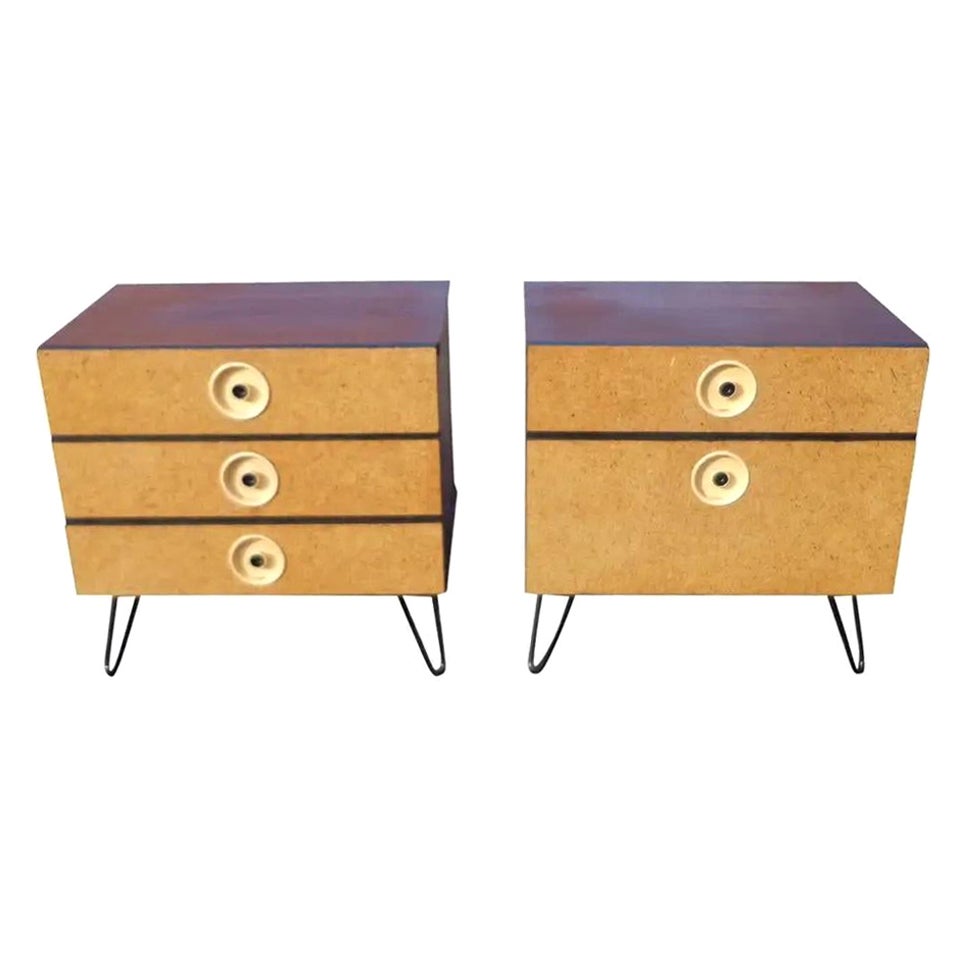 Pair of Mid Century Nightstands in the Manner of Paul Frankl For Sale