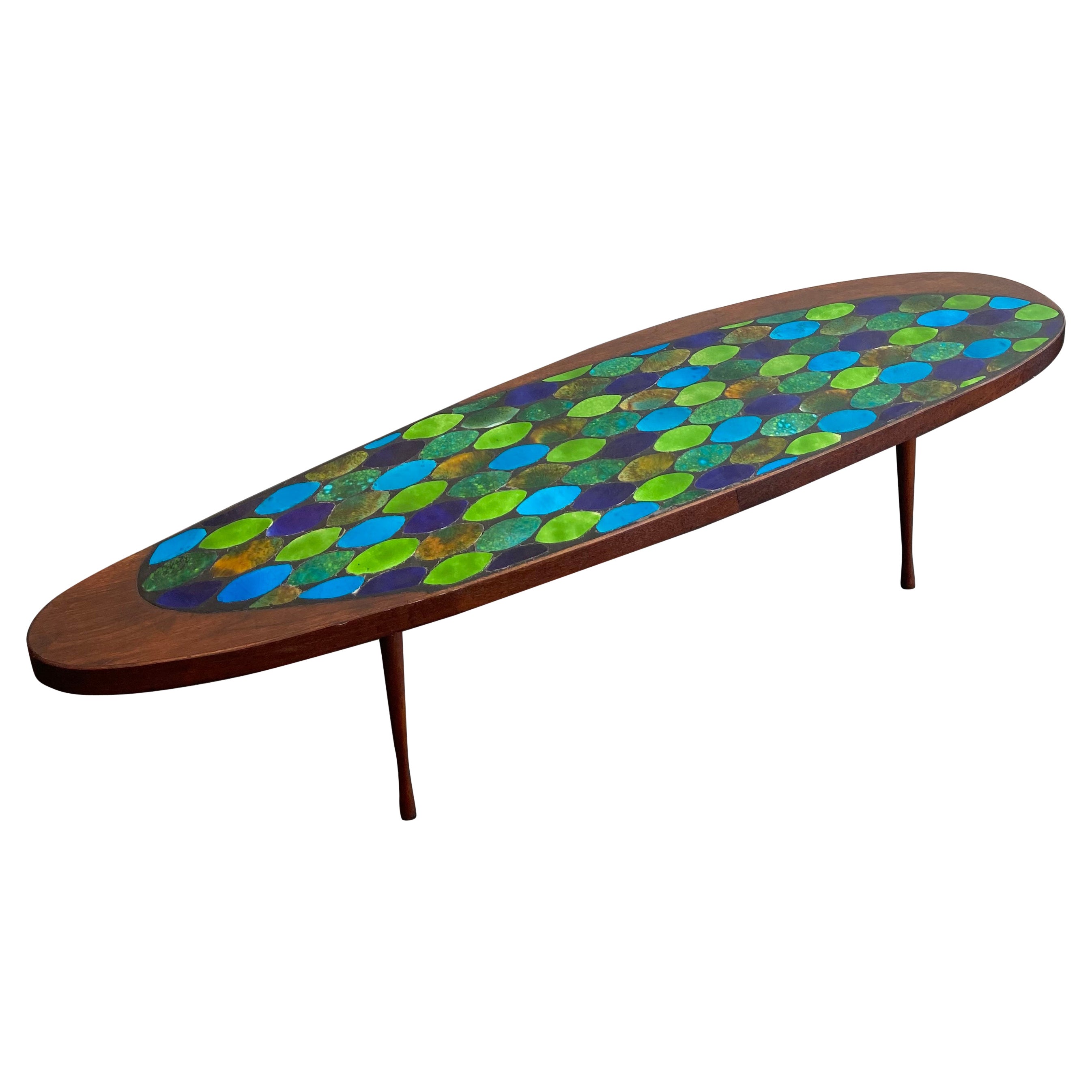 Table basse en noyer incrustée de carreaux de céramique de style Martz