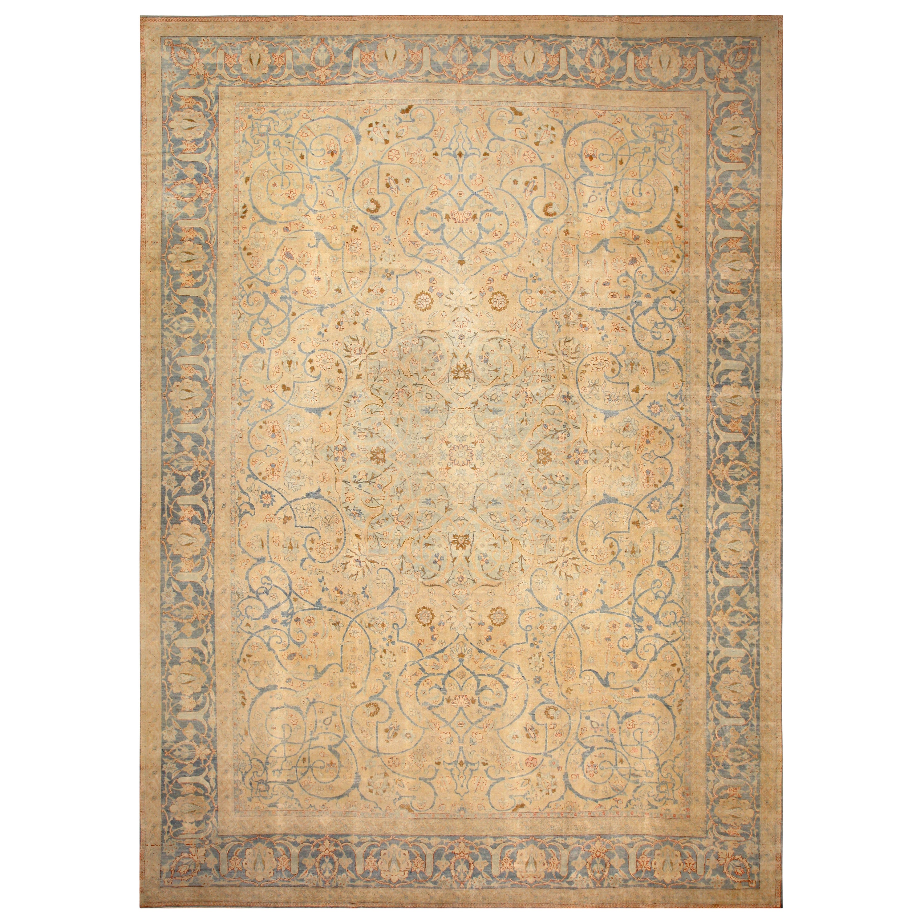 Alfombra persa antigua Tabriz grande. Tamaño: 14 pies x 19 pies y 6 pulgadas en venta