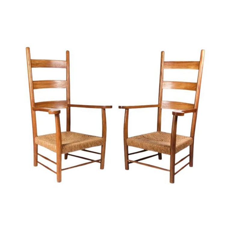 Paire de fauteuils à dossier en échelle dans le style de Paolo Buffa, c.1950s.
