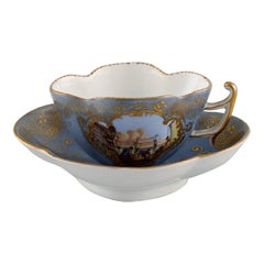 Tasse à café ancienne avec soucoupe en porcelaine, Helene Wolfson pour Dresde
