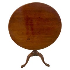 Antiker runder Mitteltisch aus Mahagoni in George III.-Qualität 