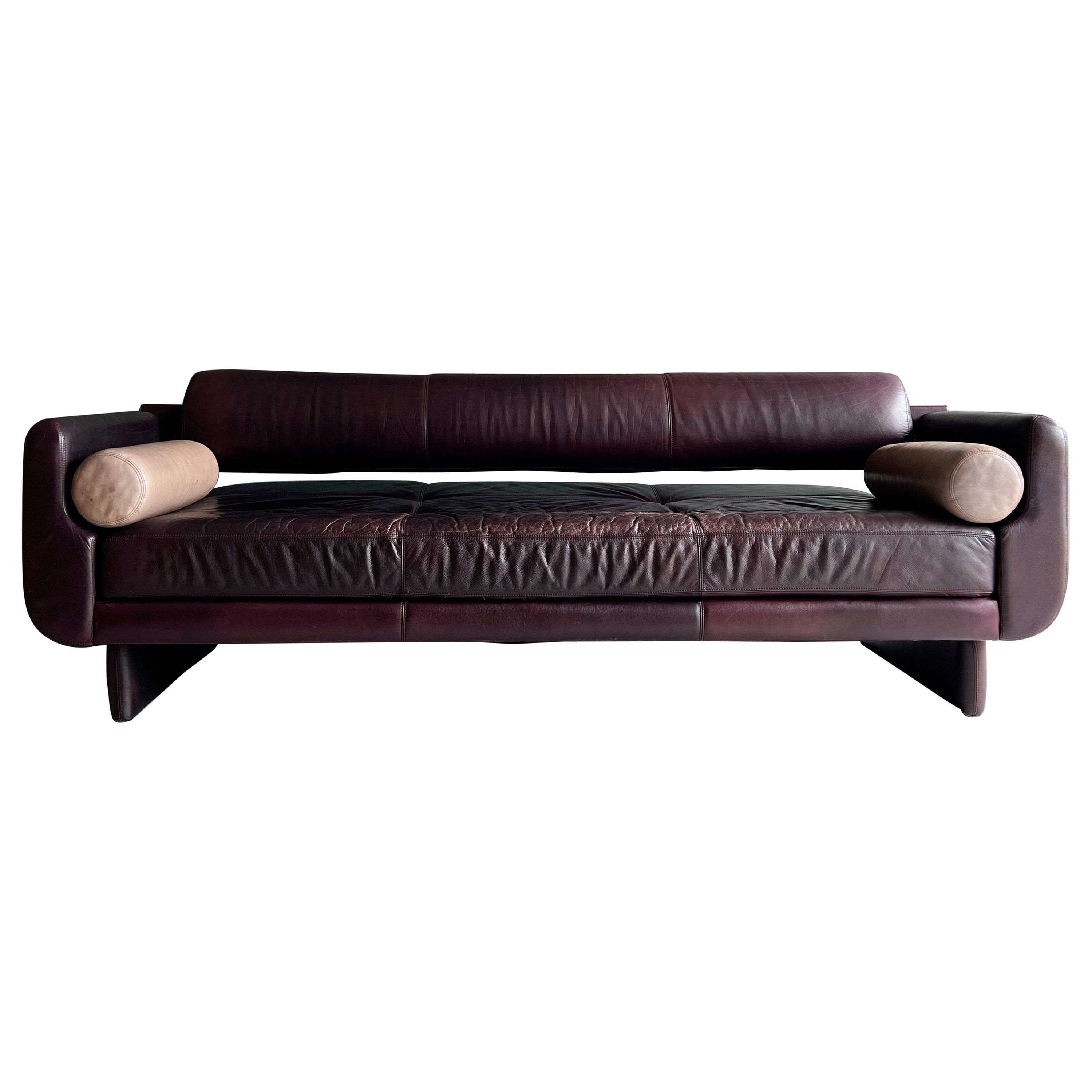 Beautiful “Matinee” Sofa / Daybed by Vladimir Kagan for American Leather