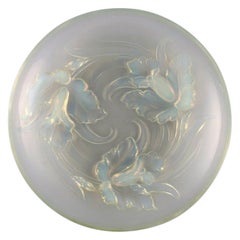 Verlys, France, Large Art Deco Bowl in Mouth-Blown Art Glass with Flowers
