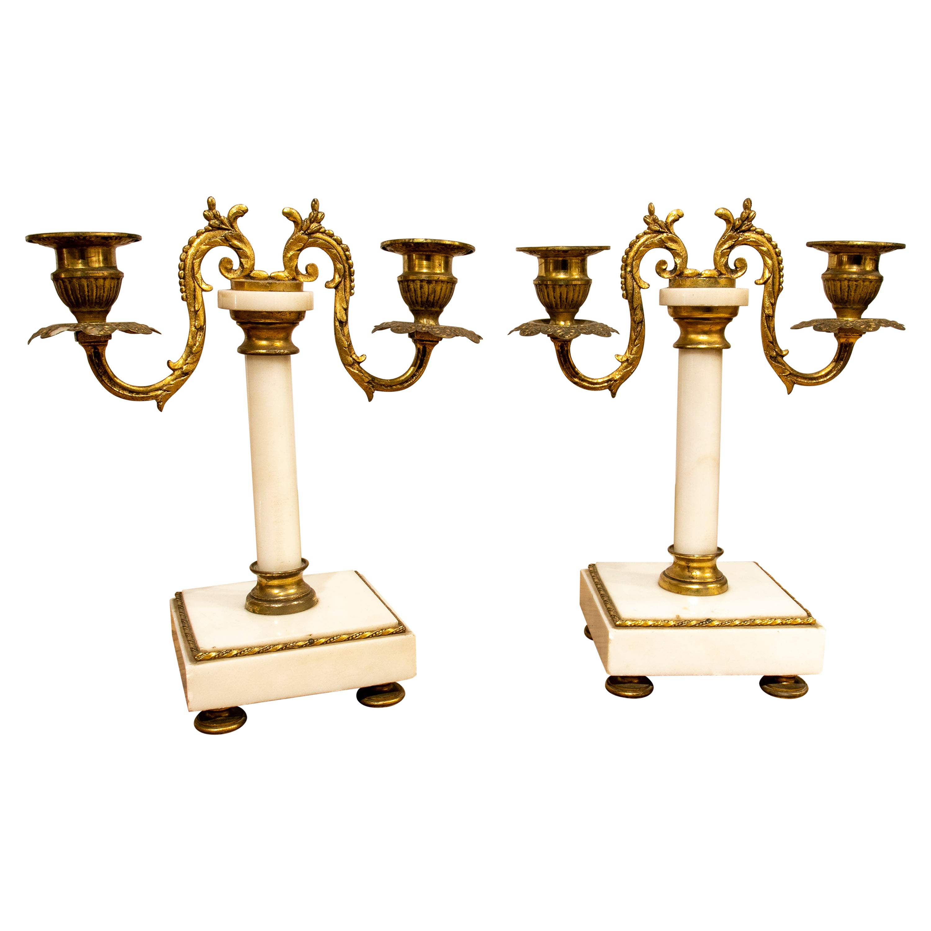 19th Century French Pair of White Marble and Gilded Bronze Candlesticks For Sale