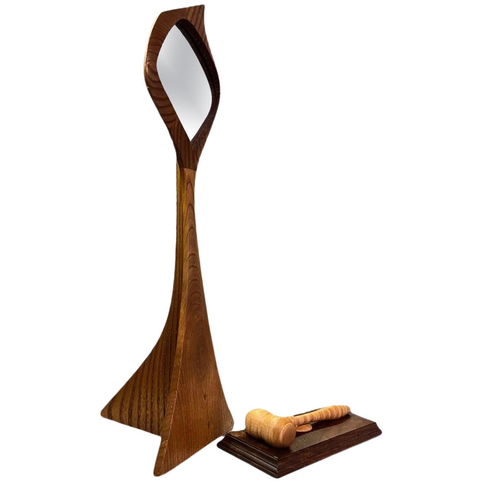 Amerikanische moderne Tischspiegel-Skulptur von Robert Whitley, signiert, 1975 im Angebot