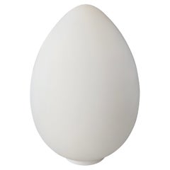 Lampe de table œuf en verre dépoli blanc
