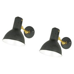 Schwarz lackiertes Aluminium und Messing Mid-Century verstellbare Wandlampen
