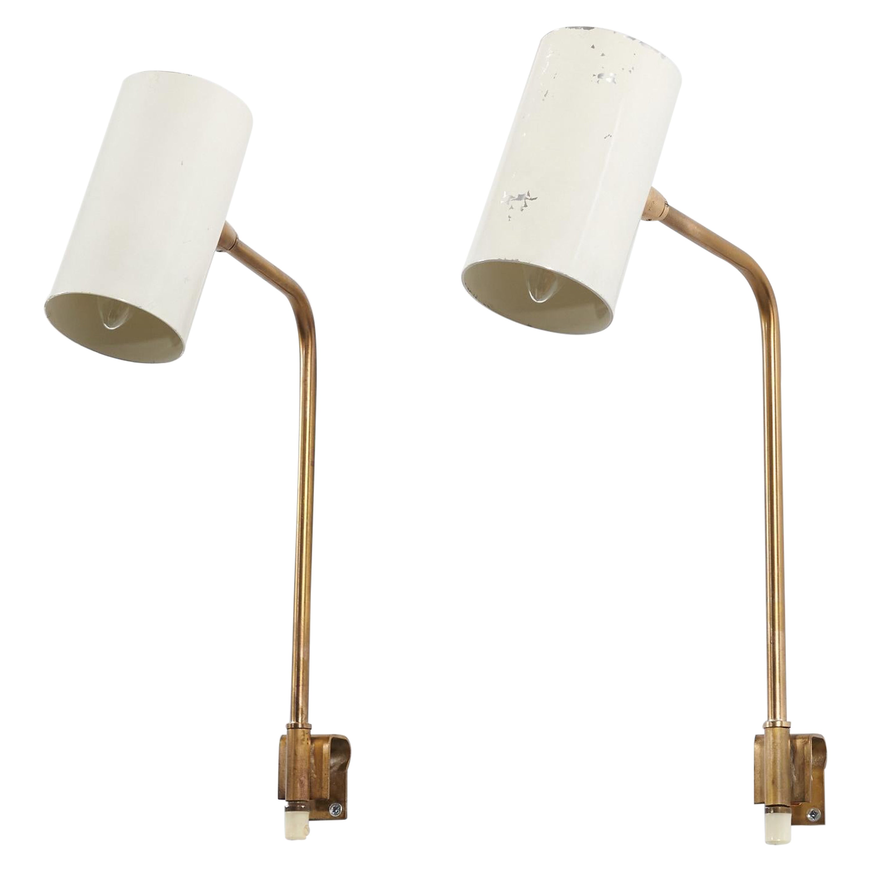 OMI, Pair of Adjustable Wall Lights, Brass, White Lacquered Metal, Sweden, 1960s For Sale