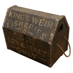 Victorian Pine Fishing Bait Box