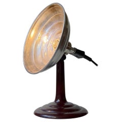 Industrial Bauhaus Table Lamp in Bakelite and Aluminum, 1930s