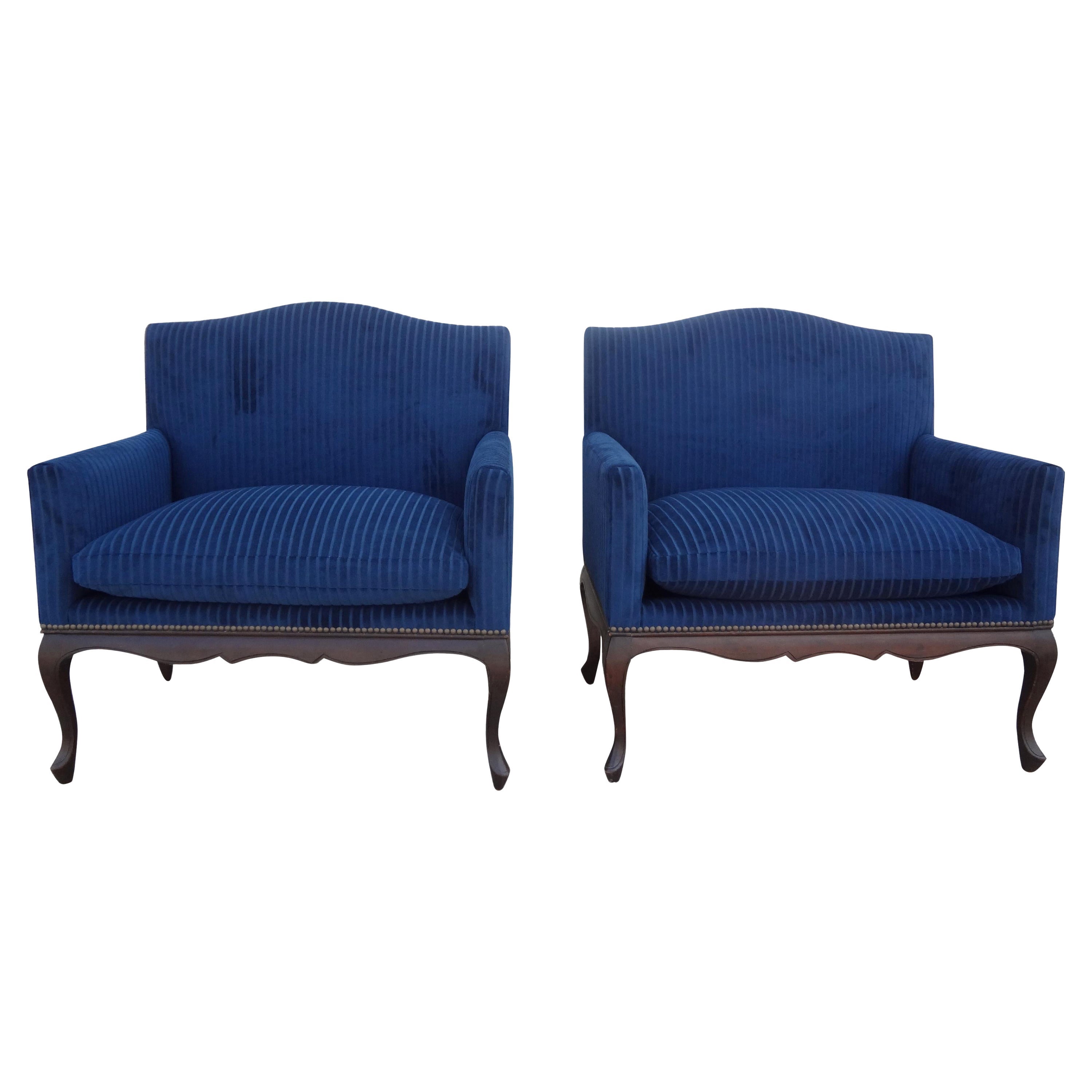 Pair of 19th Century French Louis XV-XVI Style Walnut Marquise