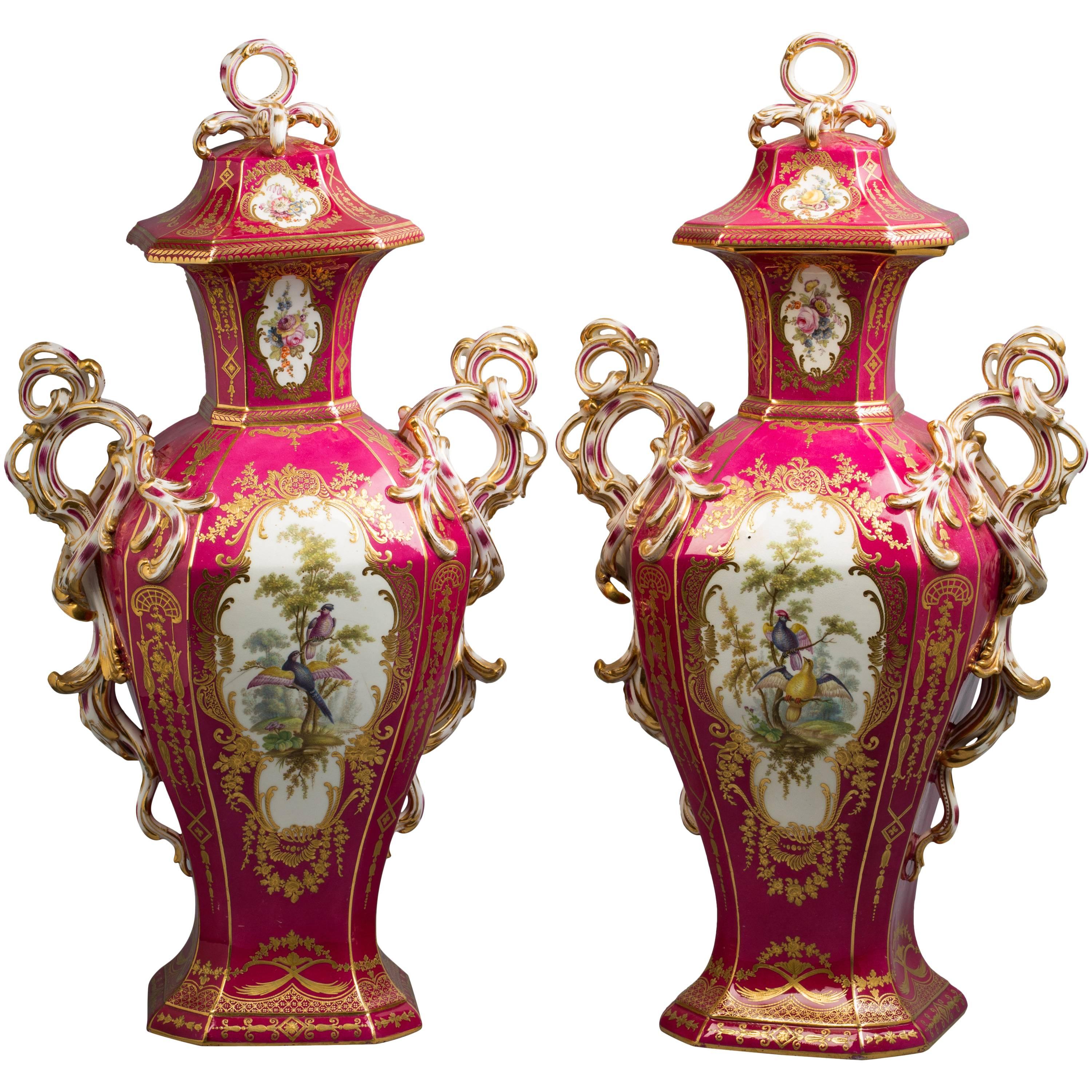 Pair of English Porcelain Covered Urns, Minton, circa 1840 For Sale