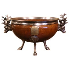 19th Century English Wooden and Silver Plated Bowl on Hoof Feet with Deer Motifs