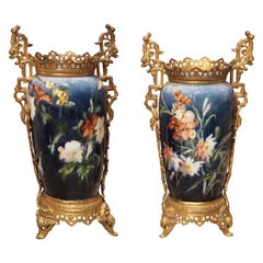 Paire de vases barbotine français montés sur bronze, Montigny Sur Loing, vers 1860