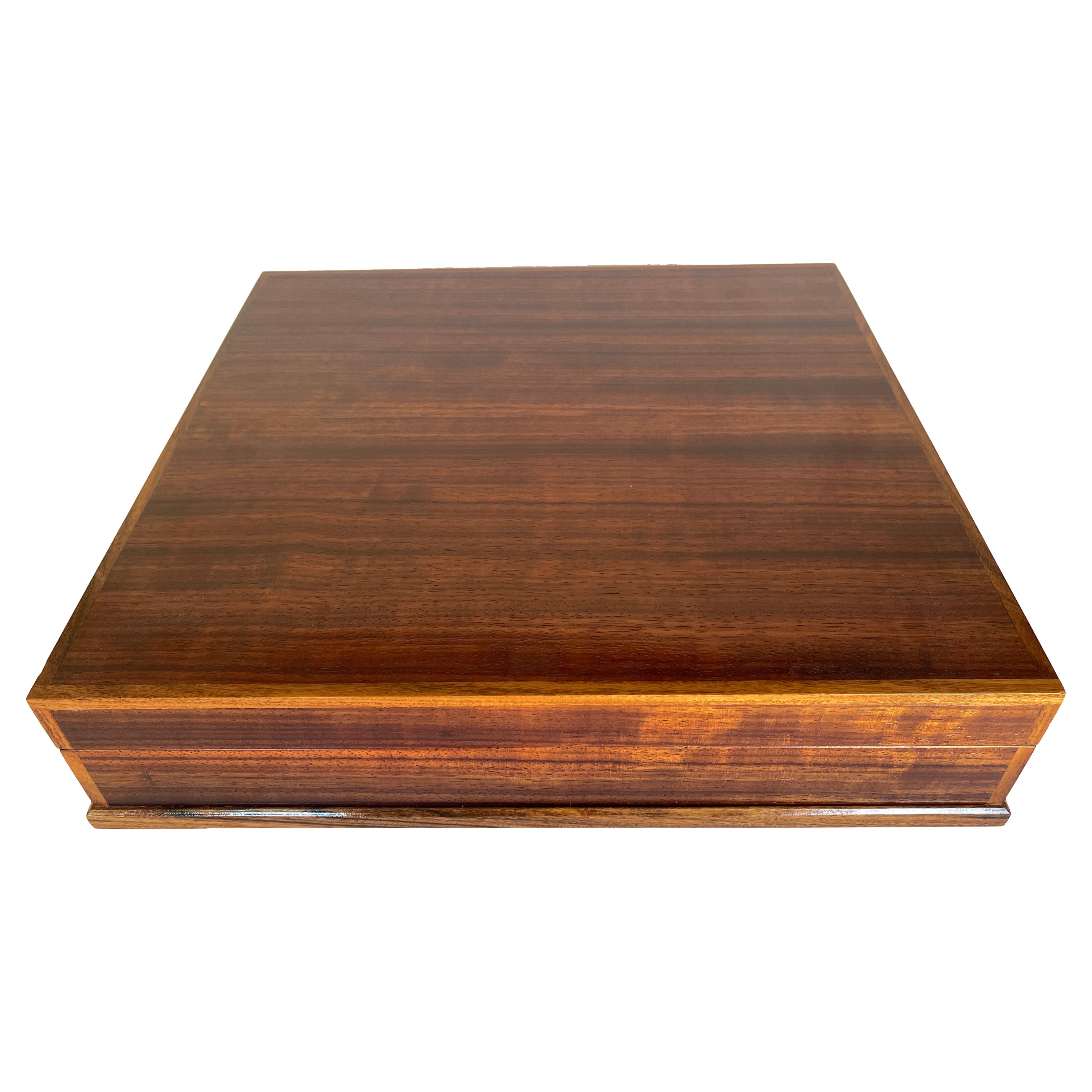 Large 1980's Dunhill Style Ribbon Mahogany Wood Humidor, Box with Brass Hinges For Sale