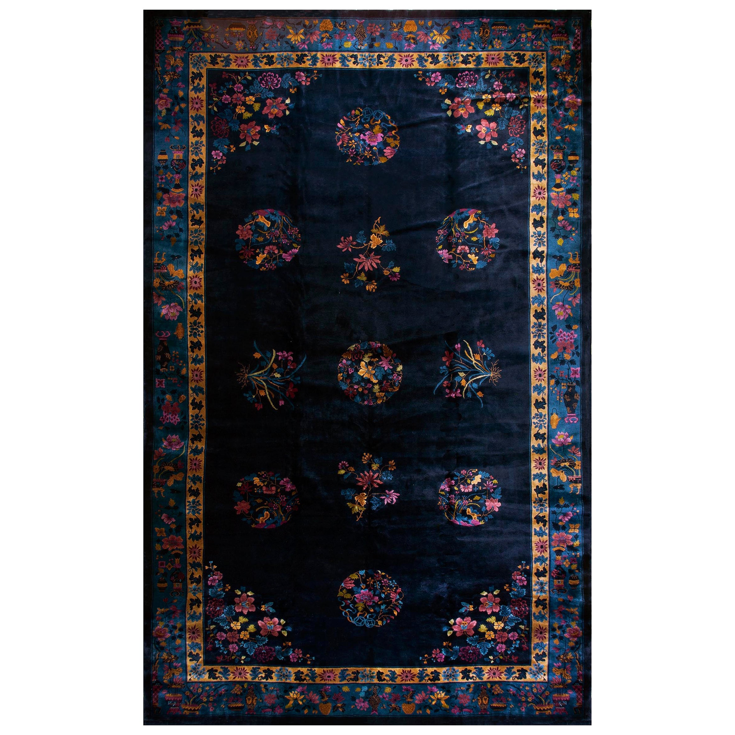 1920s Chinese Art Deco Carpet (  12'5" x 20'3" - 380 x 618 ) For Sale