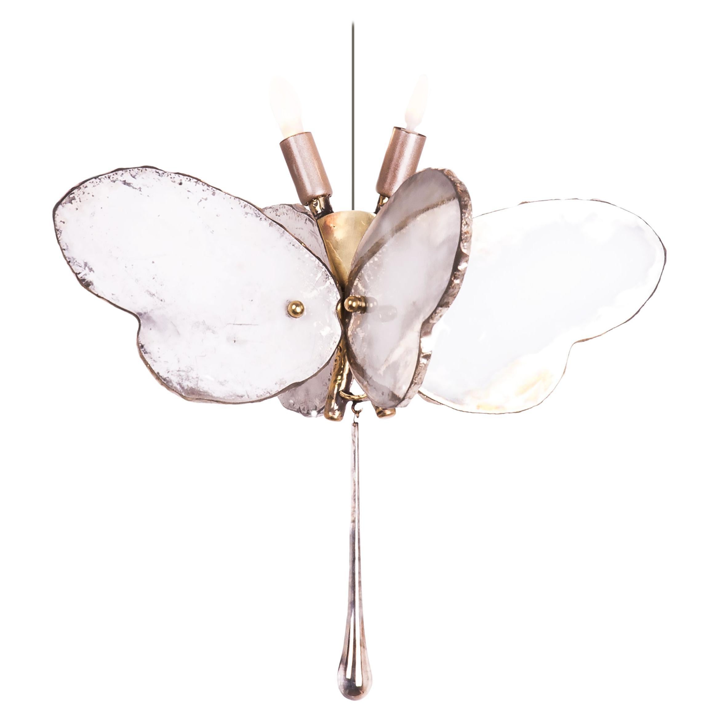 Lampe à suspension contemporaine papillon 40, verre d'art argenté, couleur blanche, laiton   en vente