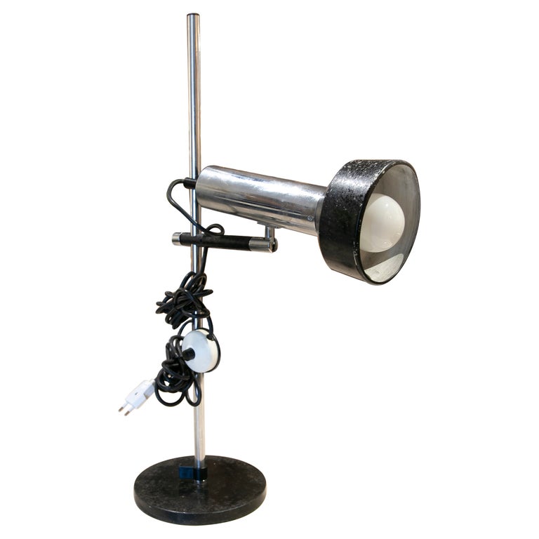 1970s Italian Table Lamp in Steel and Iron For Sale at 1stDibs
