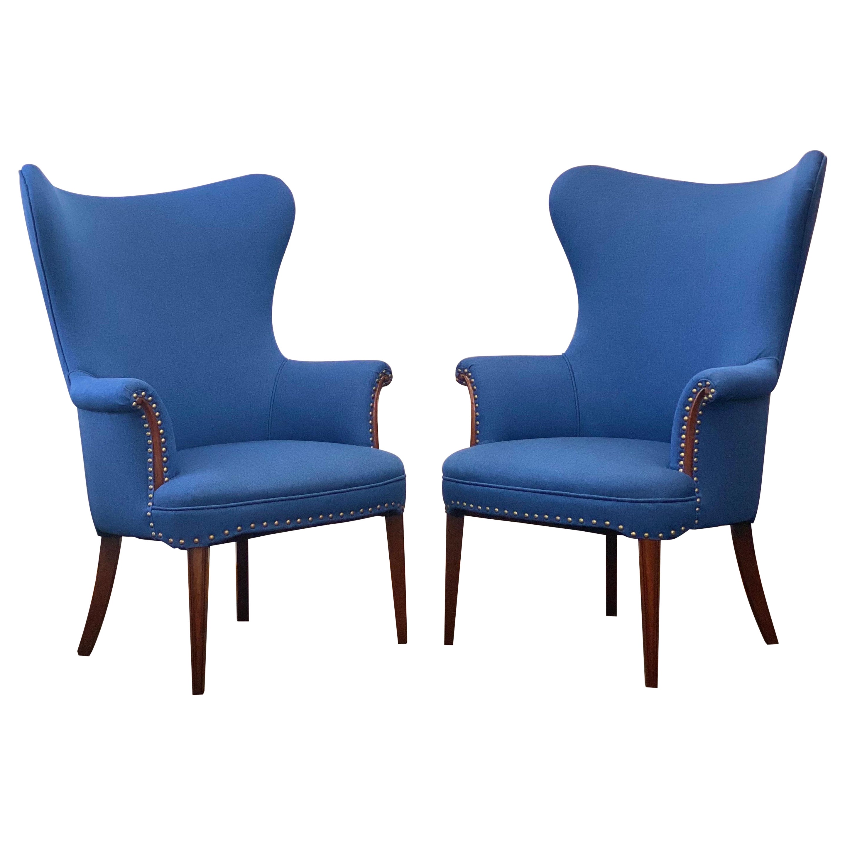 1950s Mid-Century Modern Butterfly Royal Blue Wingback Chairs, a Pair