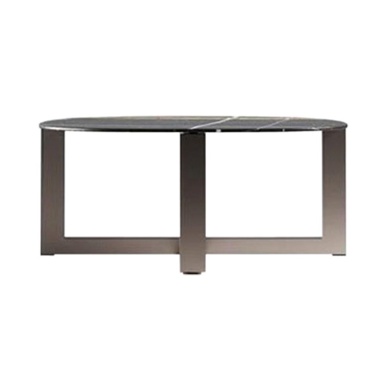 Table basse Marquina IBlack de Nicola Gallizia. Fabriqué en Italie exclusivement par Molteni&C.

Cette table basse fait partie de la série Domino de Nicola Gallizia. Caractérisé par son plateau en marbre noir avec une base en acier et une finition