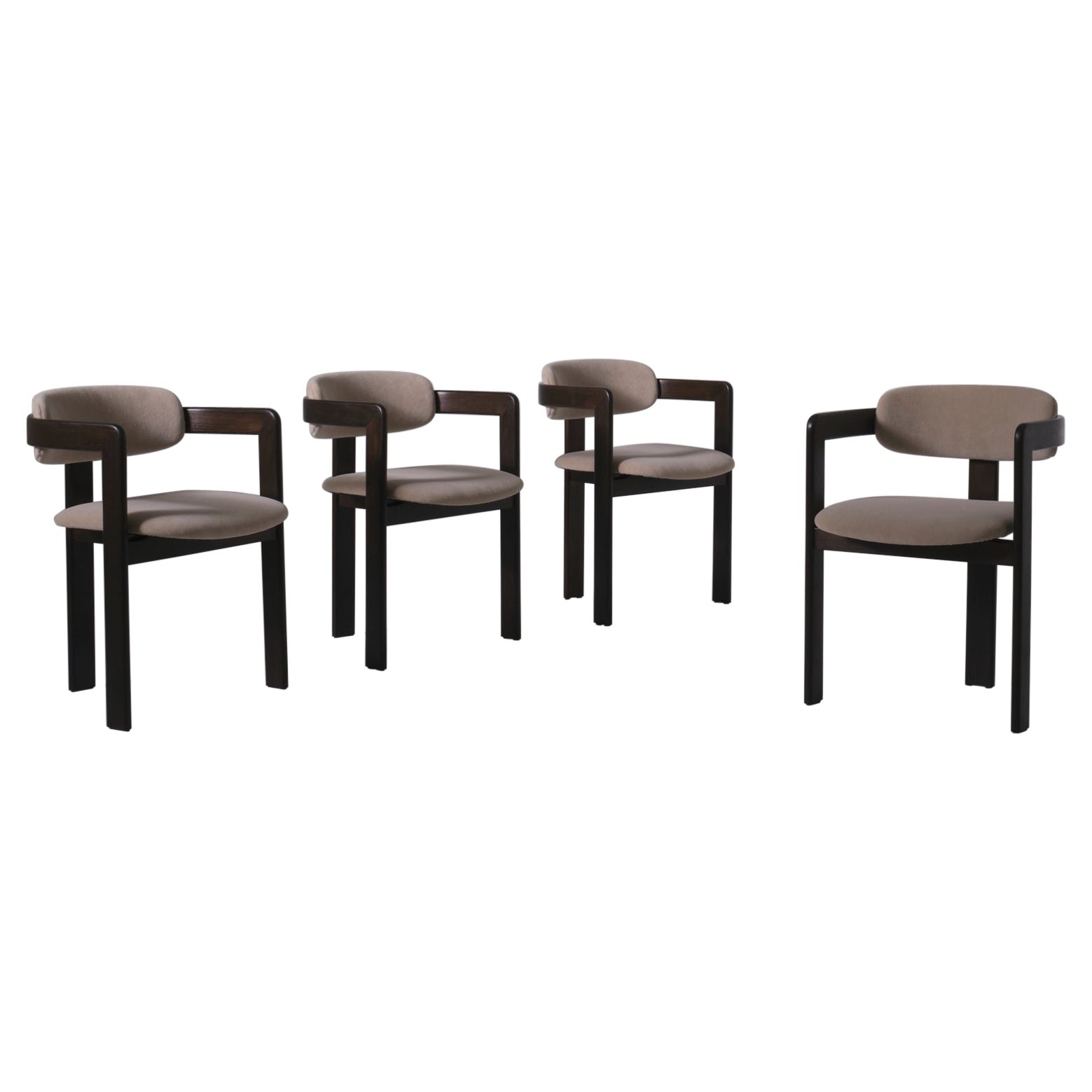 Set of Four Italian Bentwood Dining Chairs, Italy 1970s