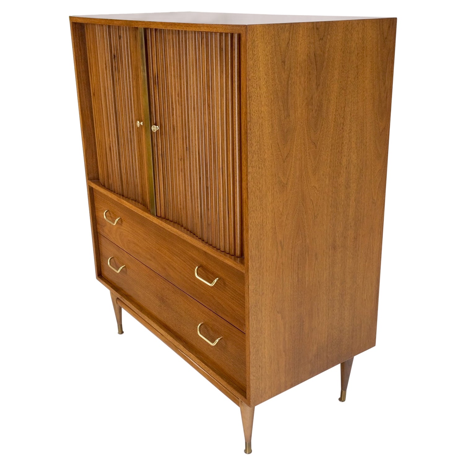 Walnut Tambour Doors Brass Hardware Serpentine Front 8 Drawers Dresser MINT! For Sale