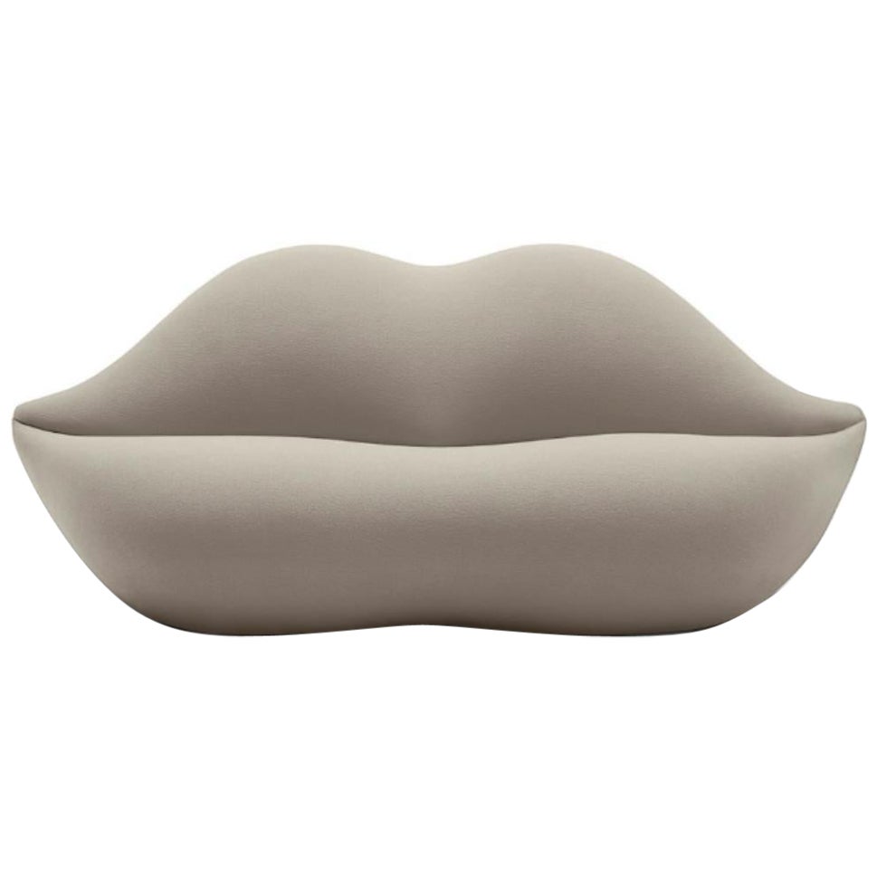 Gufram, Bocca Lip-Shaped Sofa, Oatmeal, by Studio 65 For Sale