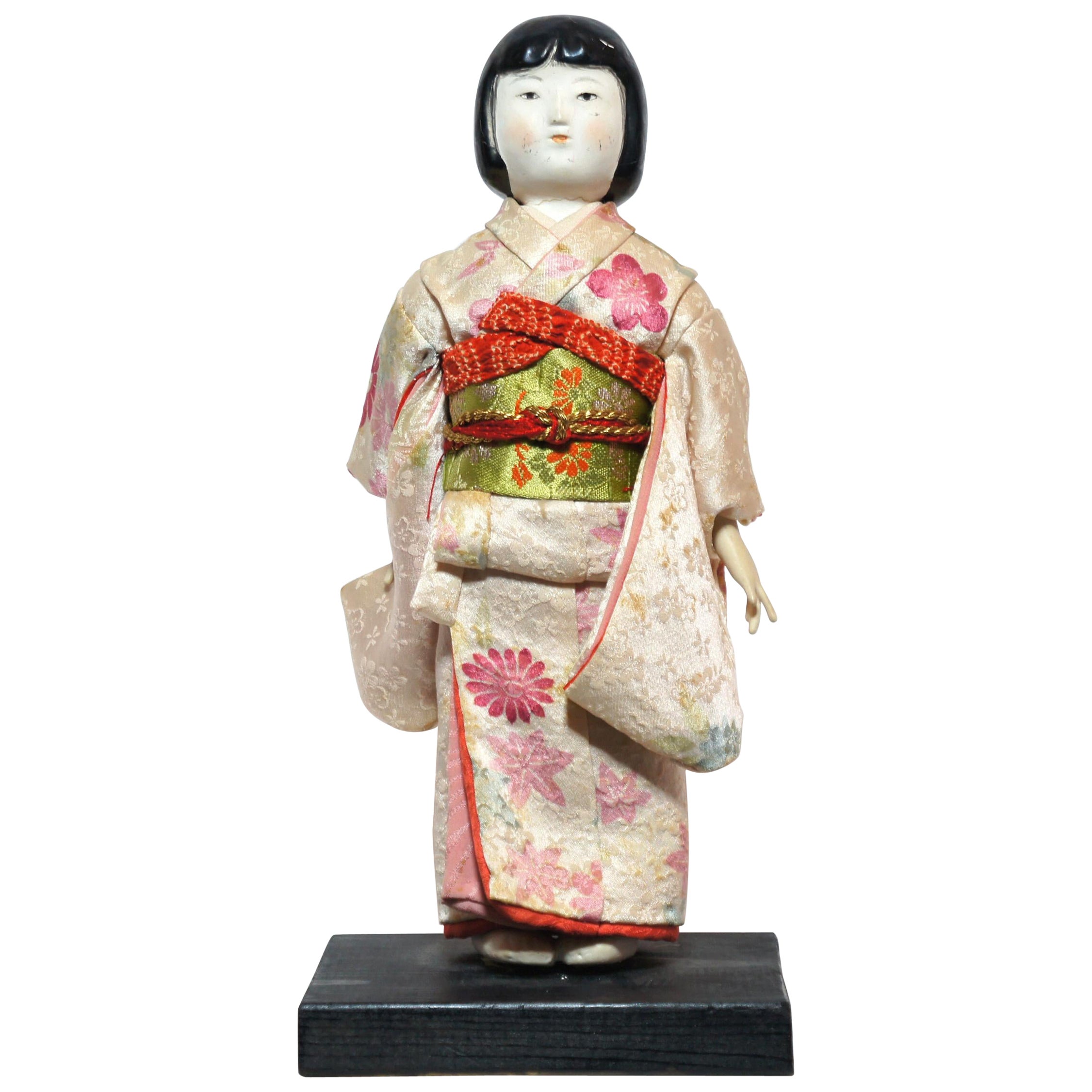Antique Japanese Traditional 'KIMEKOMI' Doll Pink Kimono Taisho Era 1912-1926s For Sale