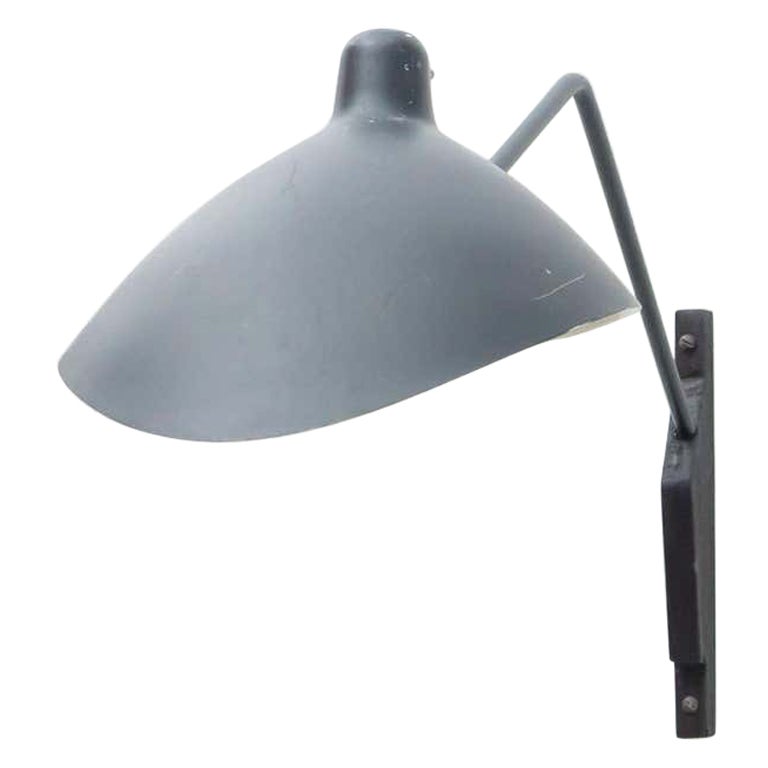 Mid-Century Black Metal Wall Lamp in the Style of Serge Mouille, circa 1950 For Sale